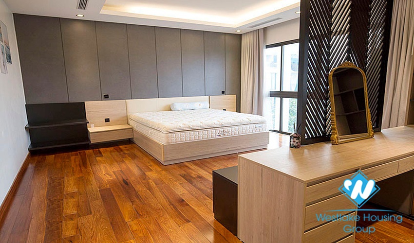 Luxurious 4 beds villa for rent in Ciputra, Tay Ho 