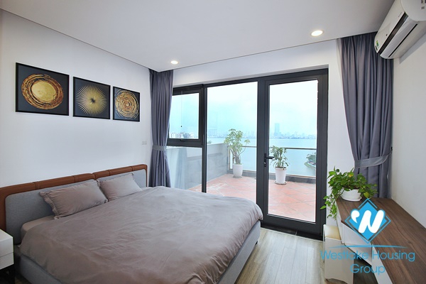 A modern 2 bedroom apartment with big balcony and lake view in Xuan dieu, Tay ho