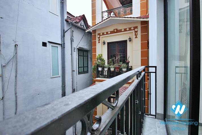 Brand new 1 bedroom apartment for rent in Dang Thai Mai street, Tay Ho