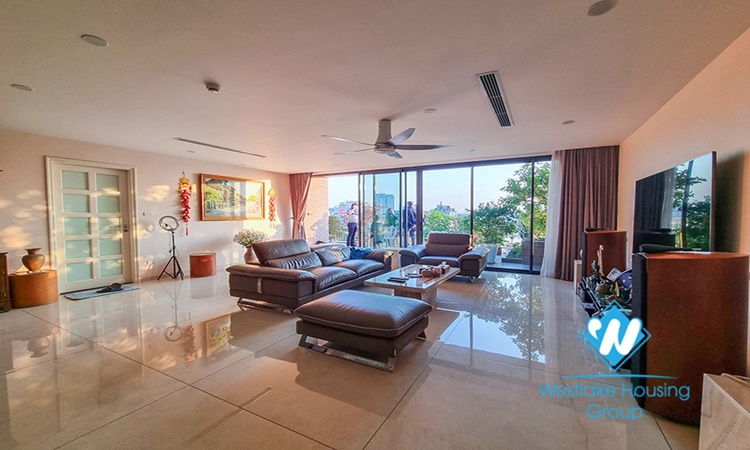Large 4 bedroom apartment with lake view for rent in Truc Bach, Ba Dinh