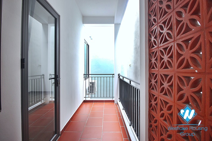 New and bright 3 beds apartment for rent in Dang Thai Mai area, Tay Ho