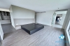 Classy 4-bedroom apartment with great city/lake view