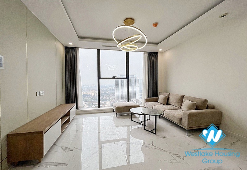 Morden and bright 2 beds apartment for rent in Sunshine City, Ciputra