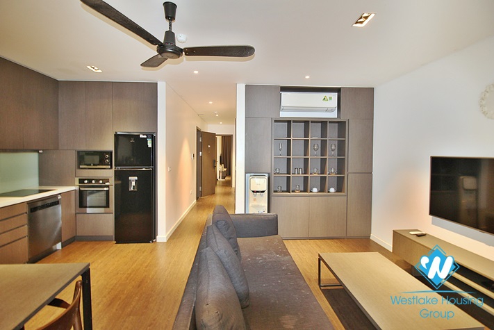 An affordable and brand new 2 beds apartment for rent in Xuan Dieu st, Tay Ho