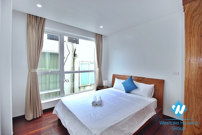 Lake view 2 bedroom apartment for rent in Tay ho, Dang thai mai