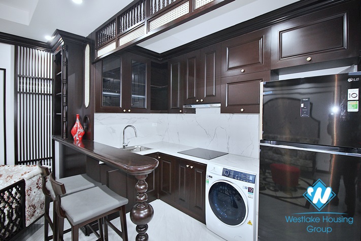 Lake view 2bed apartment for lease in Xuan Dieu, Tay Ho