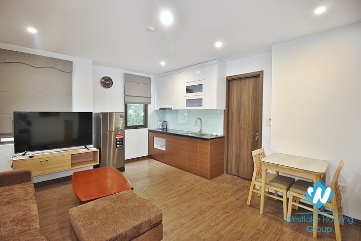 Brand new and bright one bedroom apartment for rent in Xuan Dieu st, Tay Ho