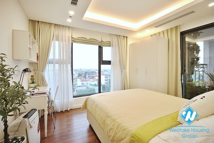 A charming 2+ bedrooms apartment for rent in D'Leroi Soleil buidling, Xuan Dieu, Tay Ho