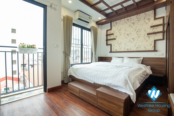 One big bedroom apartment for rent in Linh Lang st, Ba Dinh District 