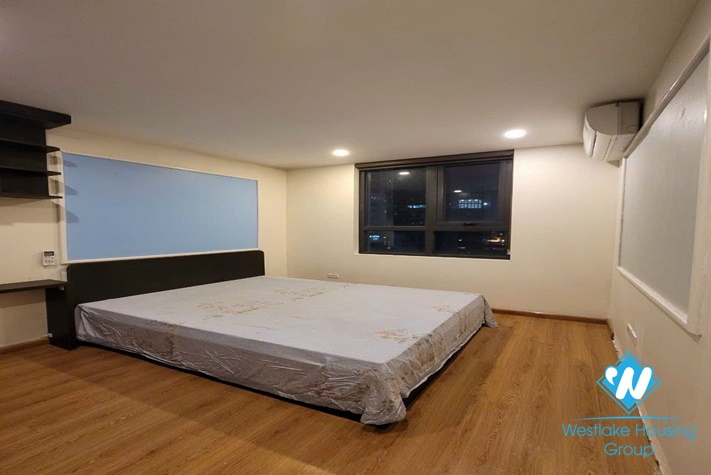 Bright 2 bedroom apartment for rent in Trung Kinh st,Cau Giay street.