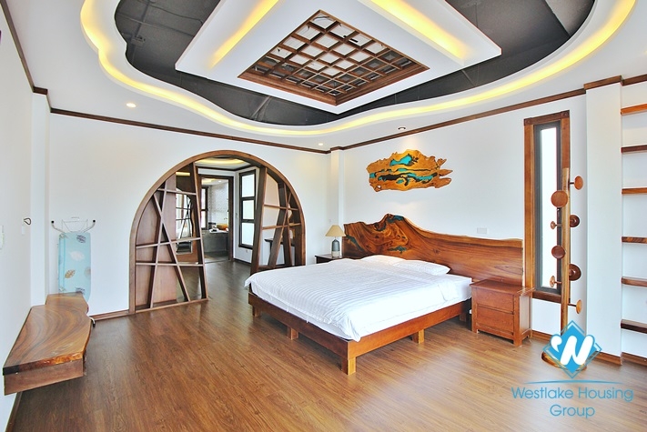Brand new 4 bedroom apartment with big balcony and lake view in Tay ho, Ha Noi