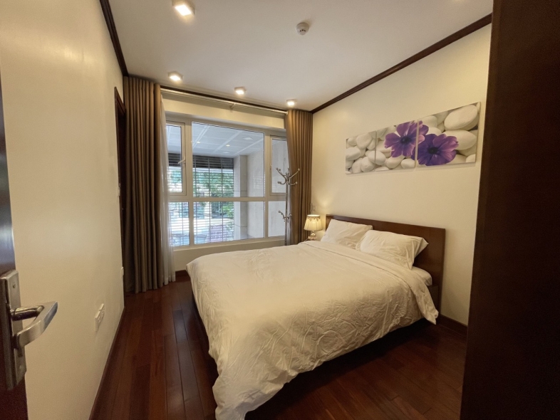 2 bedrooms fully furnished for rent in Truc Bach, Ba Dinh