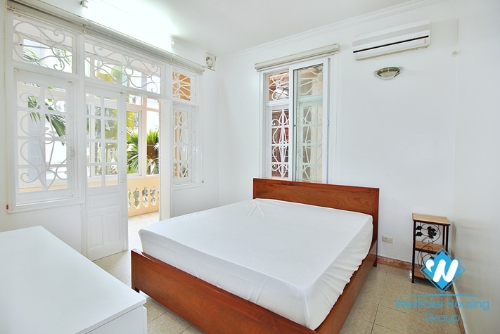 A private cozy house for rent in Tay Ho Street