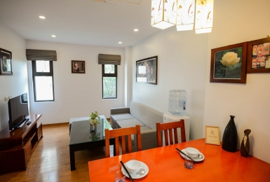 Bright apartment for rent in Linh Lang street, Ba Dinh