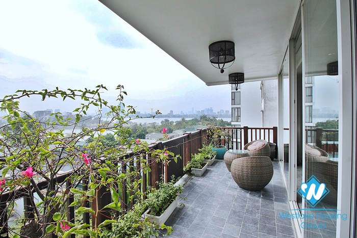 Gorgeous 3 bedroom apartment with lake view in Dang thai mai, Tay ho, Ha noi
