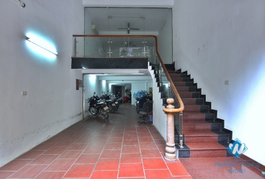 An office for rent in Au Co st, Tay Ho district, Ha Noi