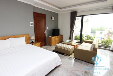 Clean and quality apartment for rent in Kim Ma st, Ba Dinh district.