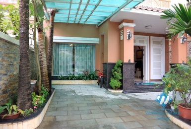 Nice 6 bedrooms house for rent in Ciputra area