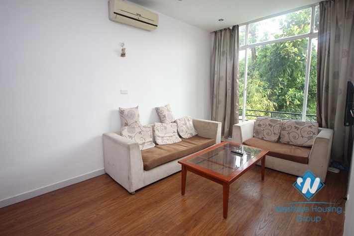 Cheap price apartment for rent in Tay Ho district