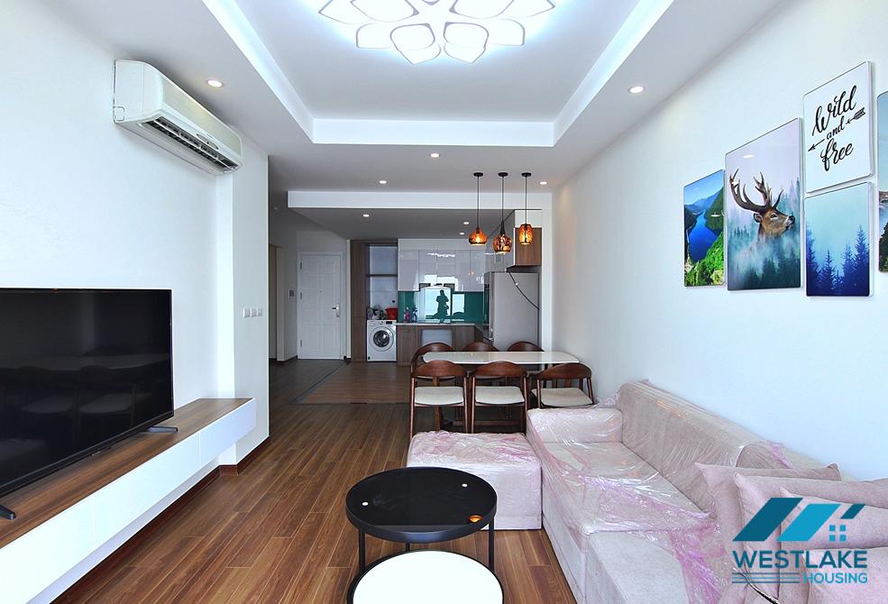 A brand new 2 bedroom apartment with lake view in Xuan Dieu, Tay Ho