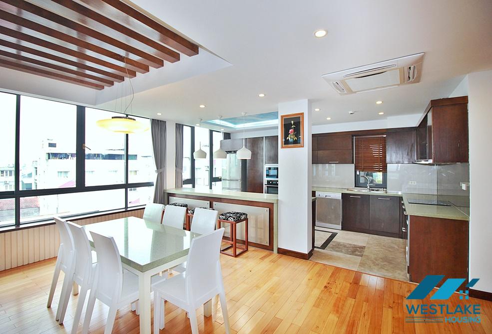 A spacious 2 beds apartment with huge balcony for rent in Au Co st, Tay Ho