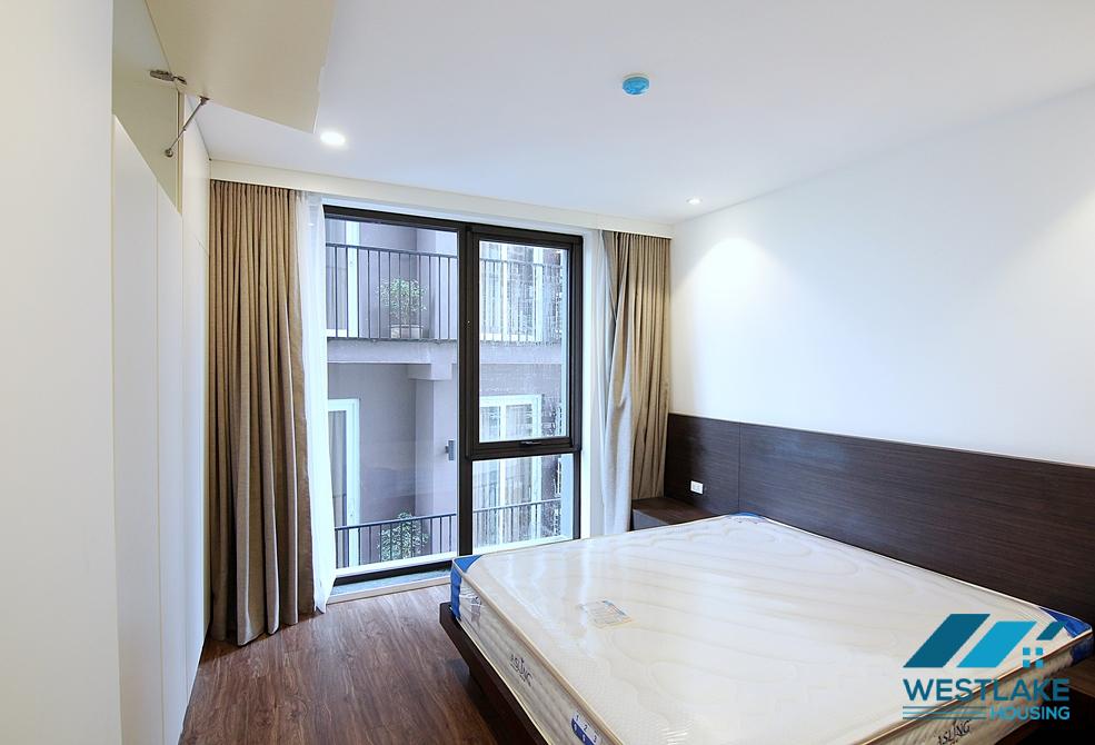 A brand new and modern 3 bedroom apartment for rent in To ngoc van, Tay ho