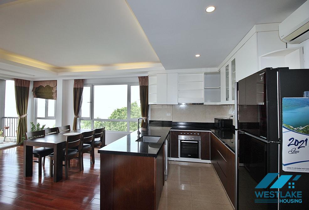 Lakeside three bed apartment for rent in Tay Ho, Hanoi