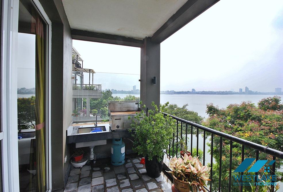 Lakeside three bed apartment for rent in Tay Ho, Hanoi