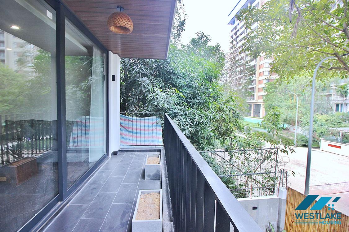 A brand new 2 bedroom apartment in Xuan Dieu, Tay Ho