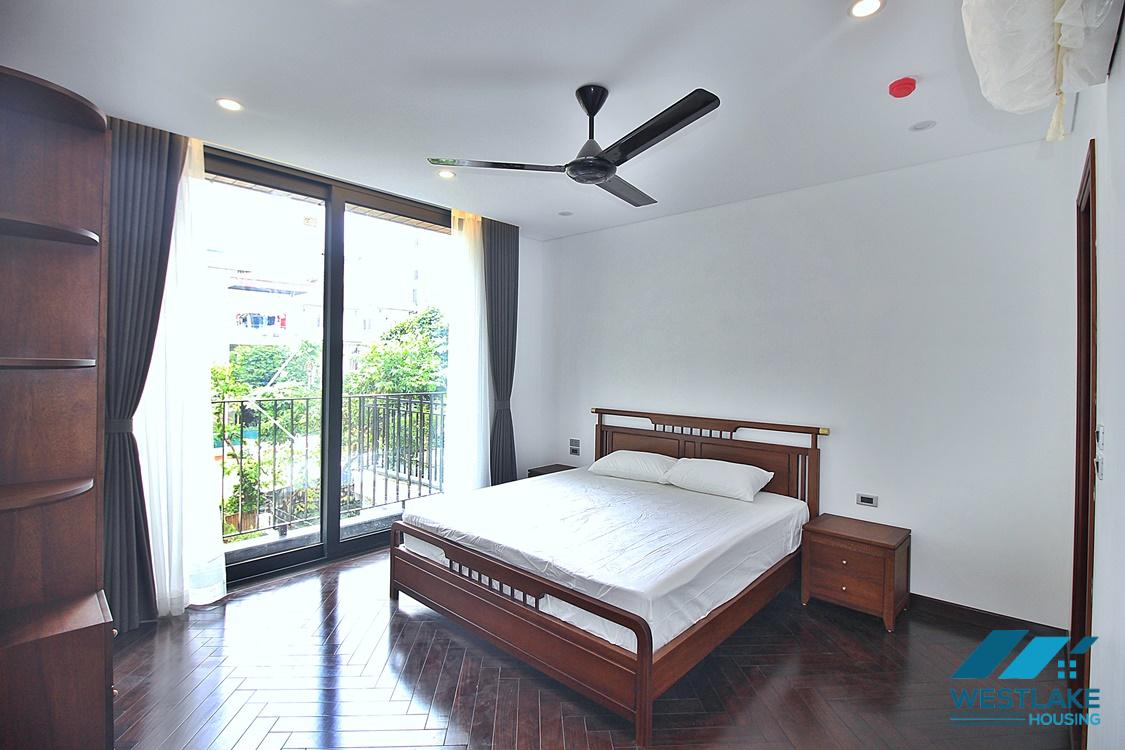 A brand new 2 bedroom apartment in Xuan Dieu, Tay Ho