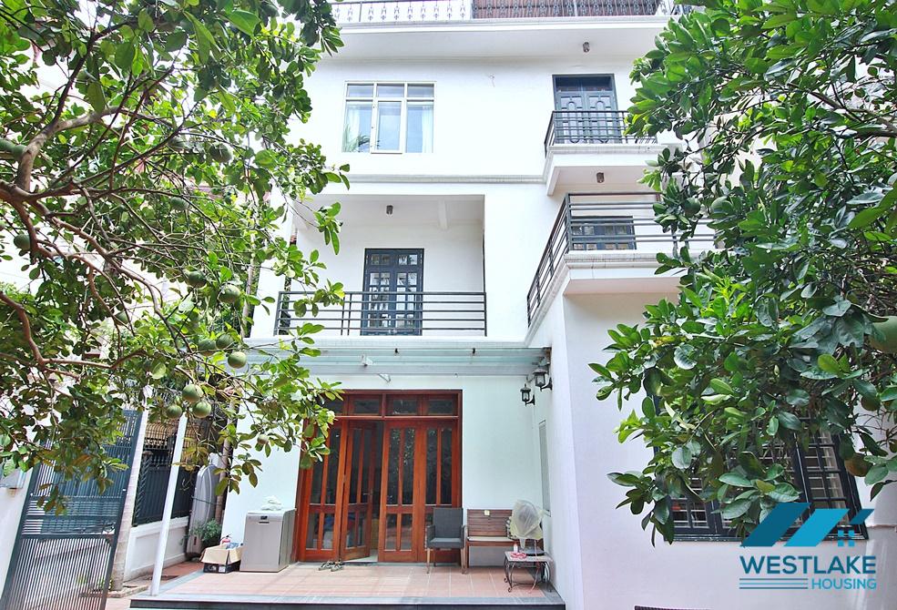 Swimming pool house with garden for rent in Dang Thai Mai st, Tay Ho