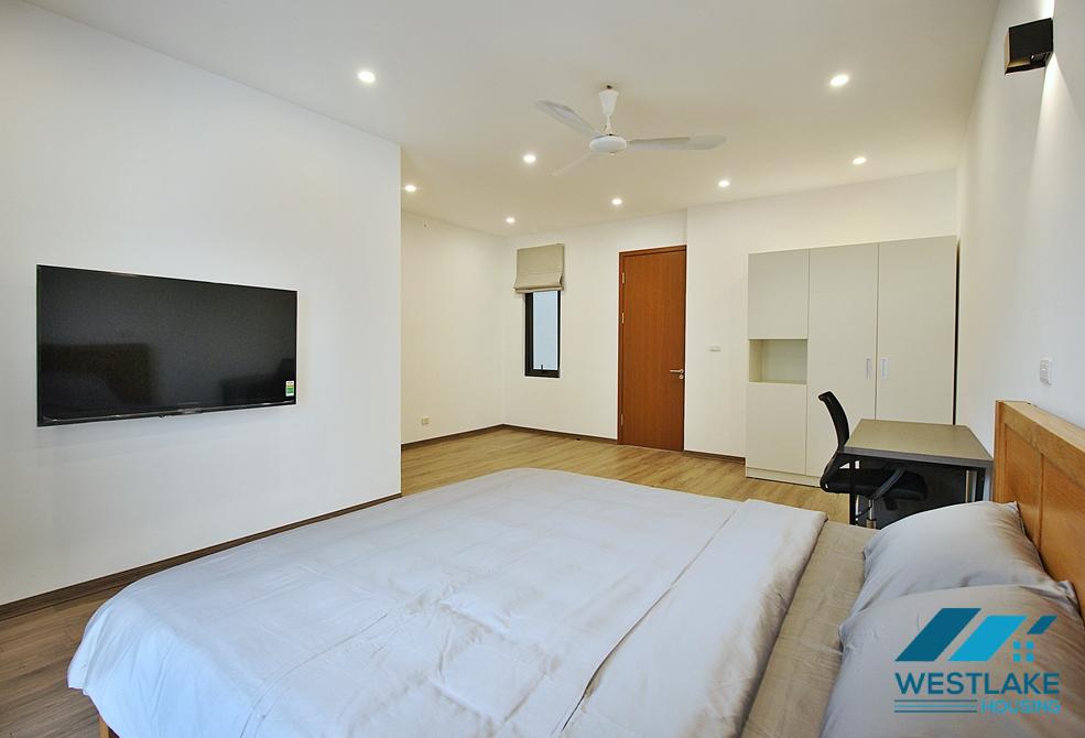 Brightly 5 bedrooms house for rent in Dang Thai Mai st, Tay Ho