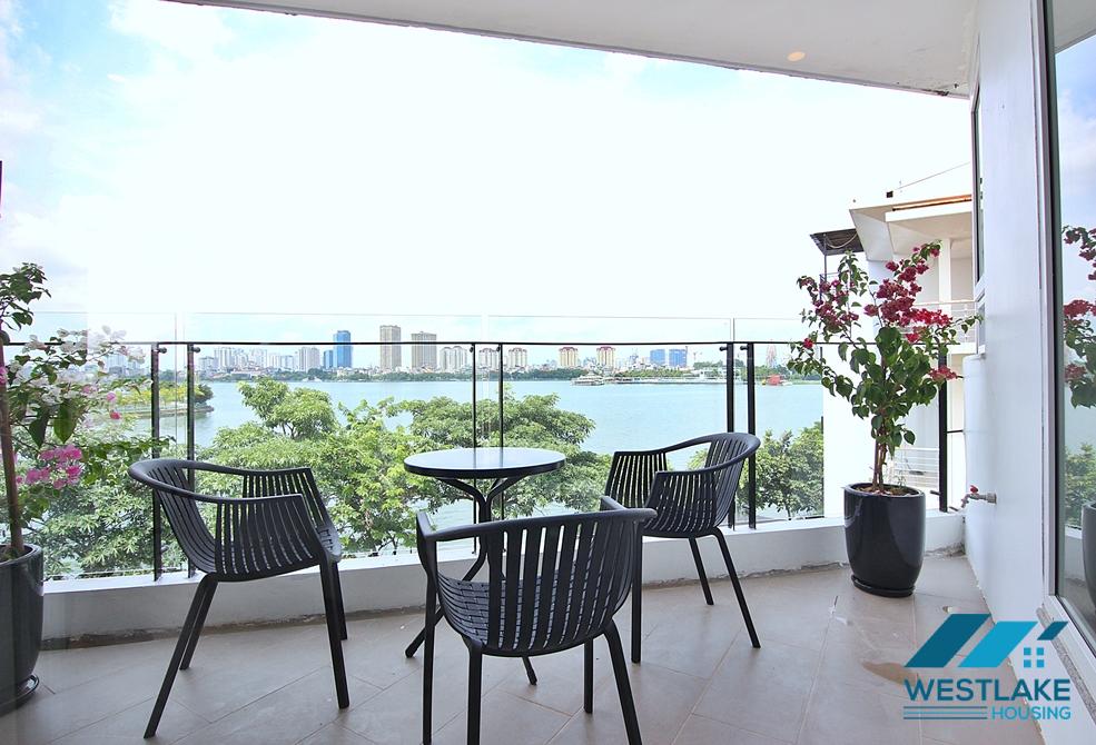 Lake view and bright 3 beds apartment for rent in 39/52 To Ngoc Van st, Tay Ho