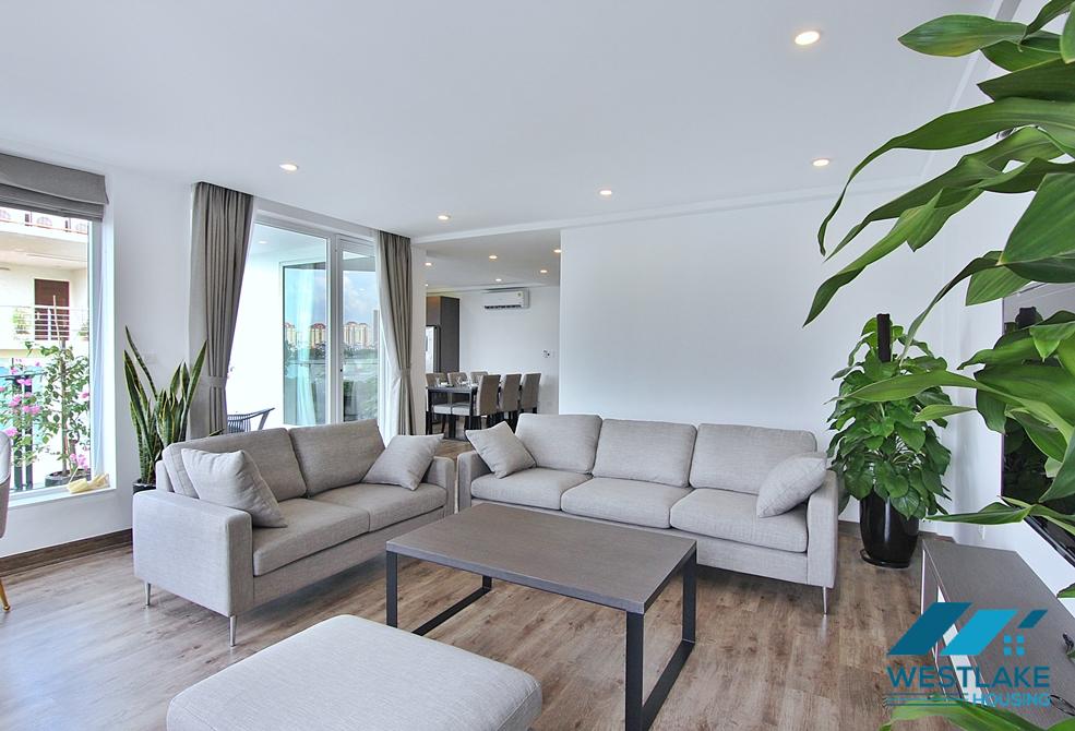 Lake view and bright 3 beds apartment for rent in 39/52 To Ngoc Van st, Tay Ho