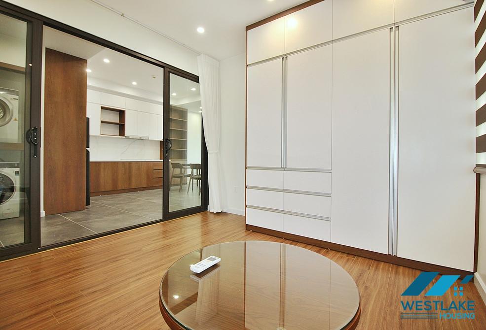 Brand new 3beds apartment for rent in Nghi Tam st, Tay Ho