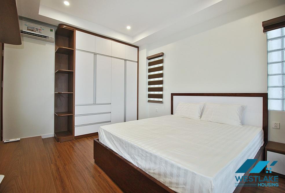 Brand new 3beds apartment for rent in Nghi Tam st, Tay Ho