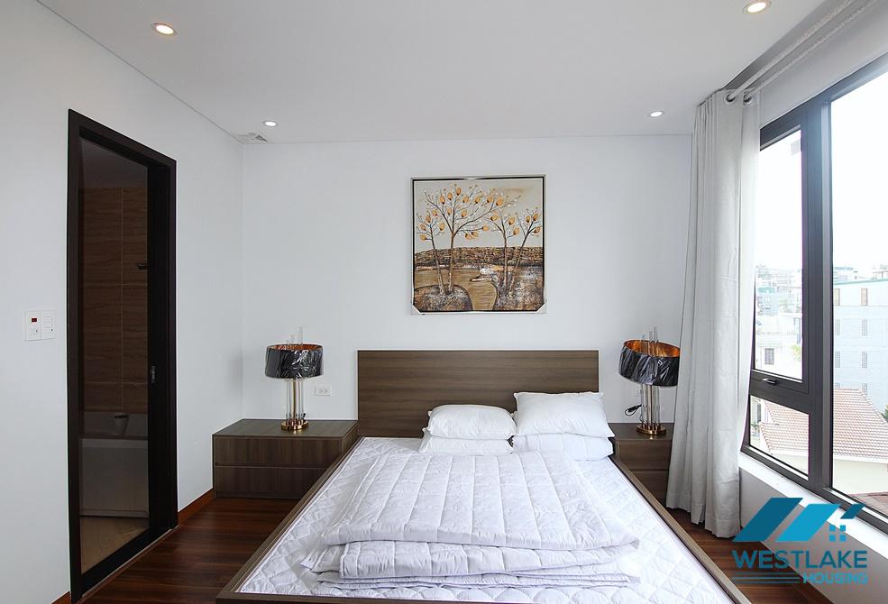 Beautiful and bright 2beds apartment for rent in the heart of Tay Ho district, Ha Noi