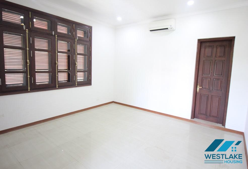 Garden house for rent in Ciputra, T block, Tay Ho, Ha Noi