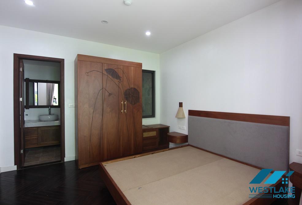 Bright one new apartment with nice furnitures in Tay ho, Ha noi