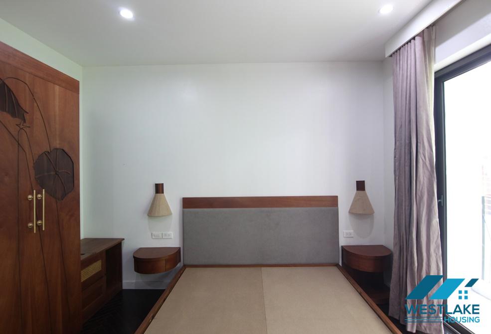 Bright one new apartment with nice furnitures in Tay ho, Ha noi