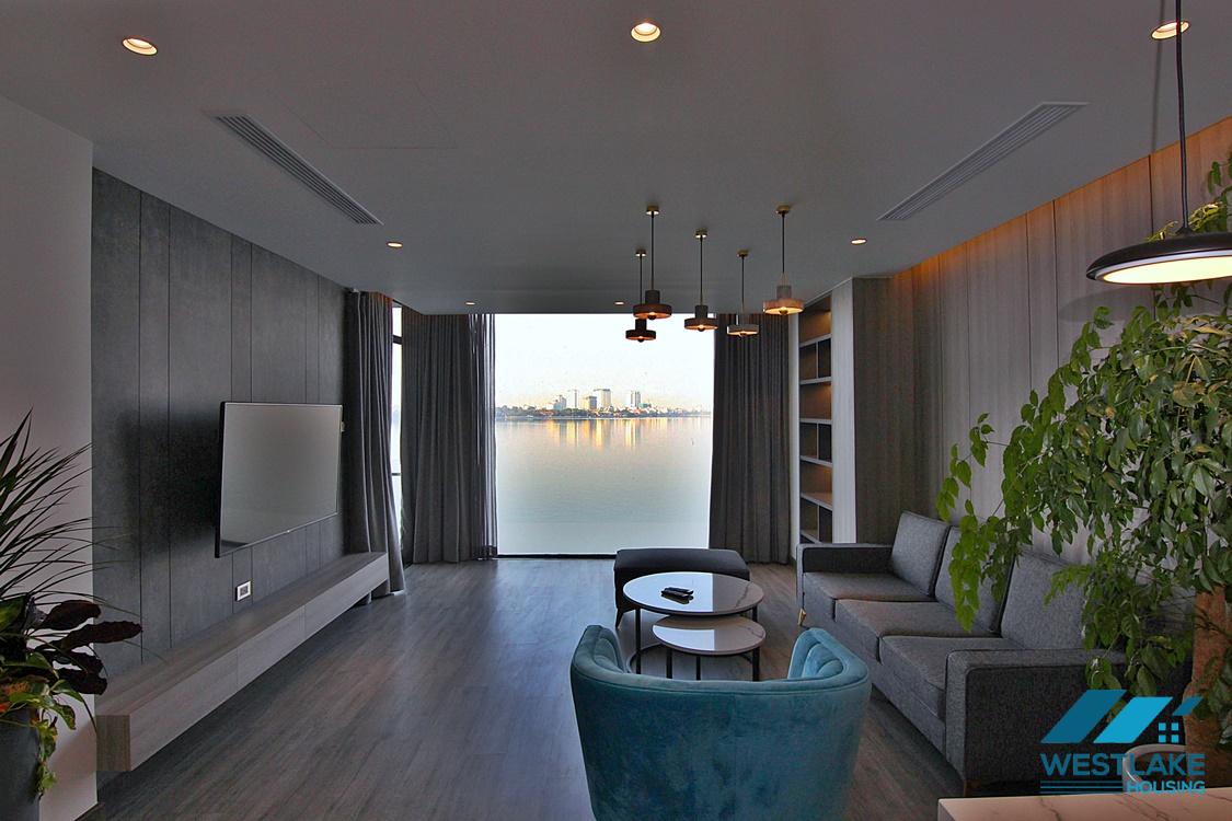 Lake view apartment for rent on Tay Ho, Ha Noi