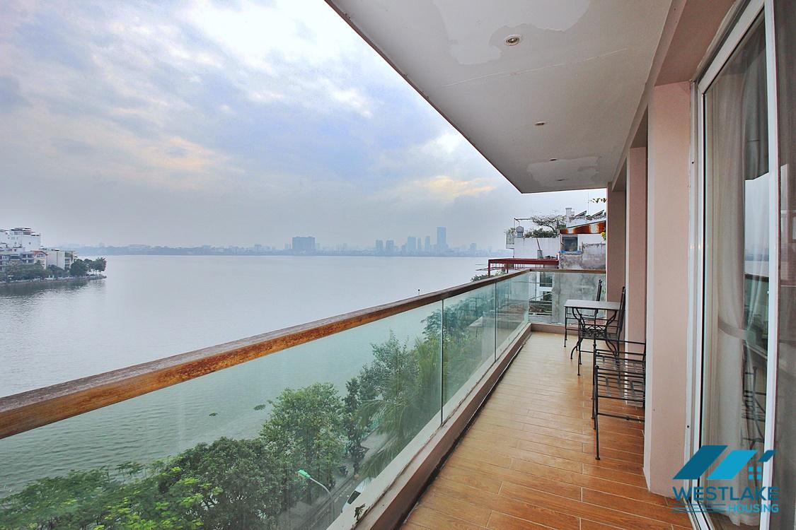 Modern serviced apartment with lake view for rent in Quang An Street, Tay Ho, Ha Noi