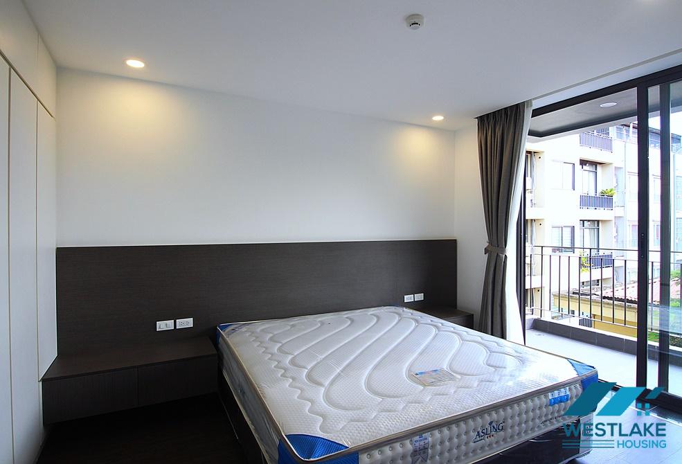 Bright and modern 1 bedroom apartment in To ngoc van, Tay ho