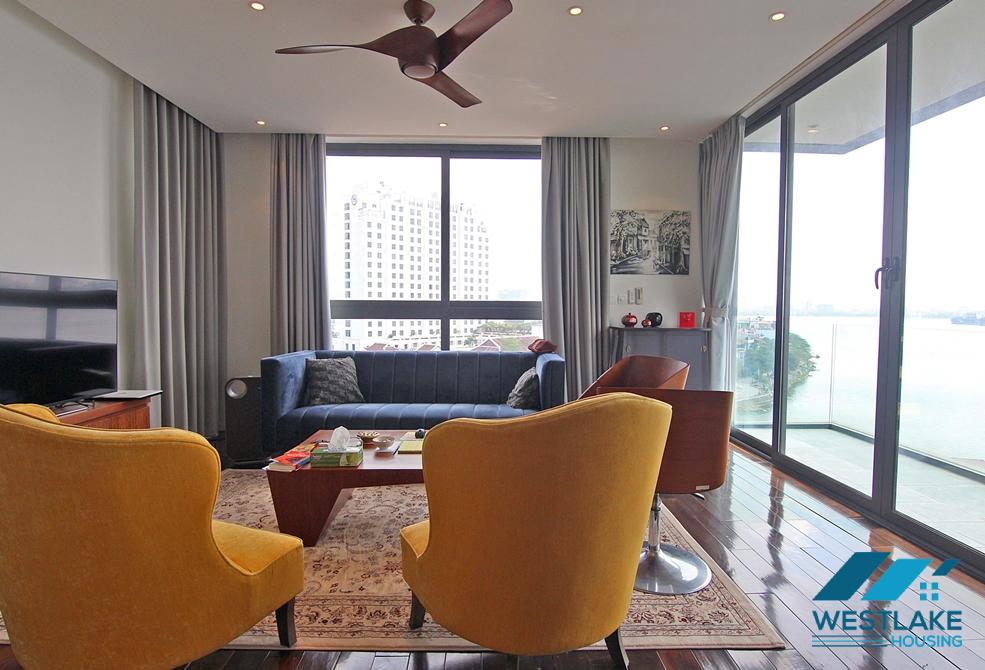 Luxurious and lake view three bedrooms apartment for rent in Tay Ho, Ha Noi