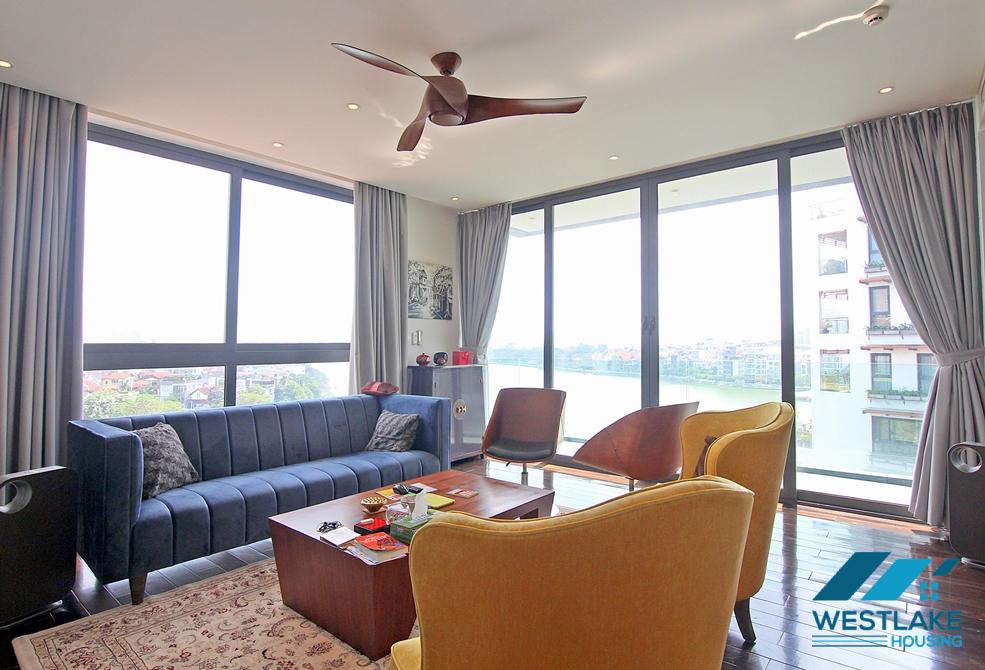 Luxurious and lake view three bedrooms apartment for rent in Tay Ho, Ha Noi