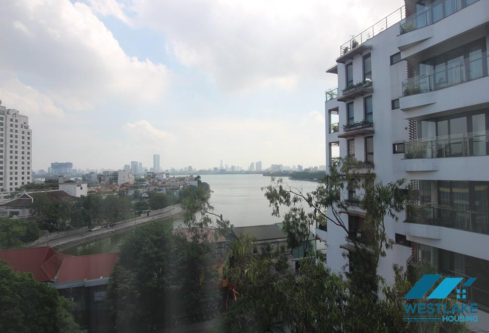 Luxurious and lake view three bedrooms apartment for rent in Tay Ho, Ha Noi