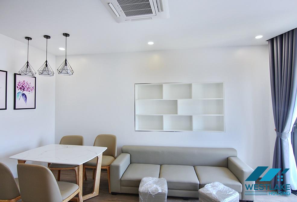 A good 1 bedroom apartment for rent in Trinh cong son, Tay ho