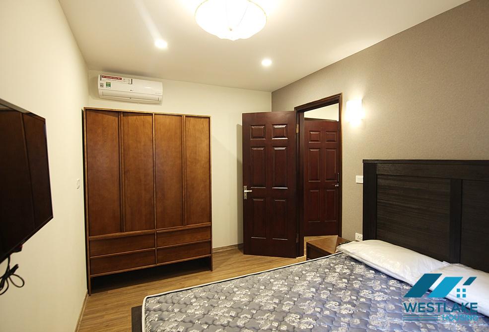 One bedroom apartment in 3rd floor for rent in Tay Ho.