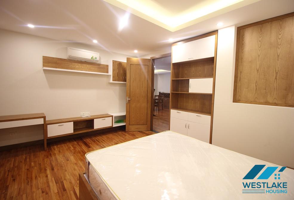 Three big bedrooms apartment for rent in Truc Bach, Ba Dinh