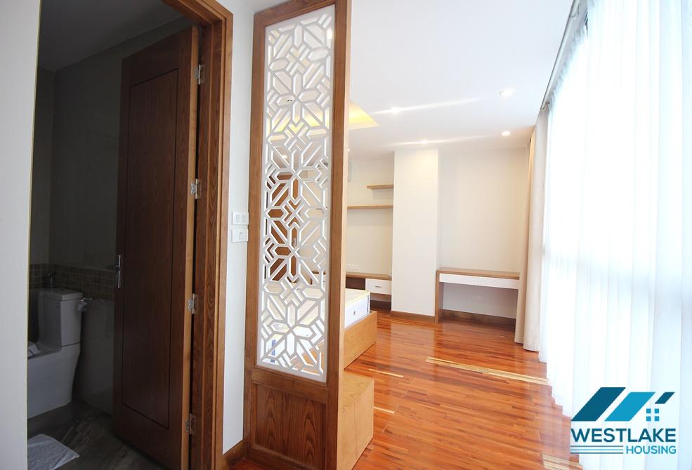 Three big bedrooms apartment for rent in Truc Bach, Ba Dinh